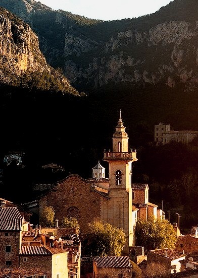 Picturesque village of Valldemossa in Mallorca Island, Spain